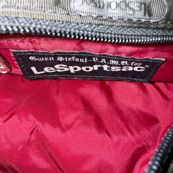 SOLD!! LAMB x LeSportSac Hella Good by Gwen Stefani Bag w charm 🐑 - Picture 5 of 7